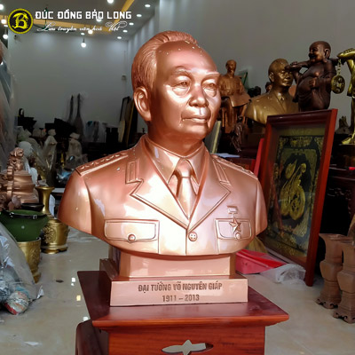  Tượng Đồng bác Võ Nguyên Giáp bán thân cao 5 tấc (50 cm) ở Sài Gòn TPHCM