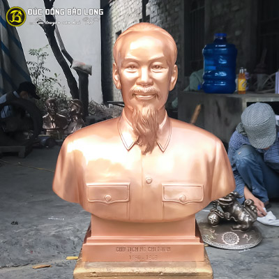 Tượng Đồng Bác Hồ bán thân Cao 6 tấc (61 cm) Đồng Đỏ ở tphcm