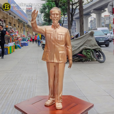 Tượng Đồng Bác Hồ đứng vãy tay Cao 4 tấc (40 cm) Đồng Đỏ tại sài gòn