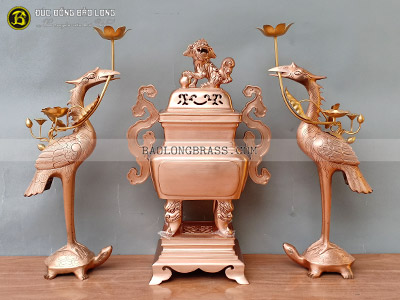 Bộ Tam Sự Đỉnh Vuông Tai Mây Bằng Đồng Đỏ Màu Mộc 50cm ở Sài Gòn TPHCM