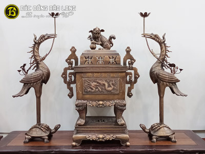 Bộ Tam Sự Hạc Đỉnh Đục Tứ Linh Bằng Đồng Đỏ Màu Trầm Cổ Bộ 70cm ở Sài Gòn TPHCM