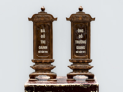 Bài Vị Đúc Bằng Đồng Đỏ Khảm Bạc Cao Cấp Cao 42cm tại Sài Gòn TPHCM