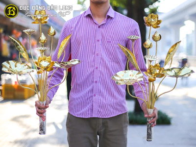 Bó Hoa Sen Bằng Đồng Vàng Loại 10 Bông tại Sài Gòn TPHCM