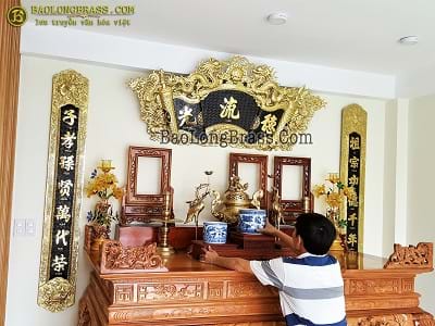 Bộ Cuốn Thư Câu Đối Bằng Đồng Vàng 1m76 Lắp Tại Quận 2 TPHCM