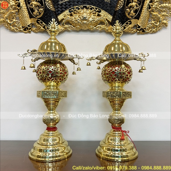 Đôi Đèn Thờ Dây Chuông bằng đồng vàng cao 90cm ở Sài Gòn TPHCM