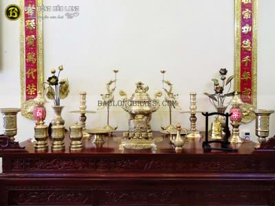 Bộ Đồ Thờ Bằng Đồng Đầy Đủ Đỉnh Dơi Mây Màu Vàng Mộc 60cm ở Sài Gòn TPHCM