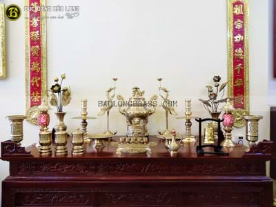 Bộ Đồ Thờ Bằng Đồng Đầy Đủ Đỉnh Hoa Sòi Màu Mộc 60cm ở Sài Gòn TPHCM