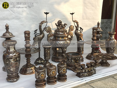 Bộ Đồ Thờ Bằng Đồng Đầy Đủ Khảm Ngũ Sắc 5 Chữ Vàng 60cm ở Sài Gòn TPHCM