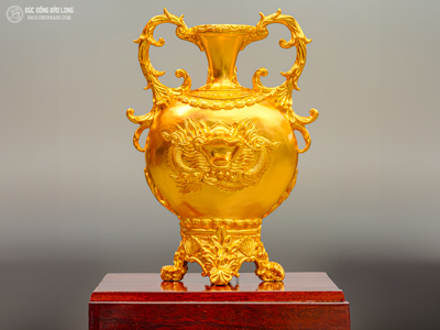 Lọ Hoa Bằng Đồng Dát Vàng 9999 Bày Decor Trang Trí Sang Trọng tại Sài Gòn TPHCM