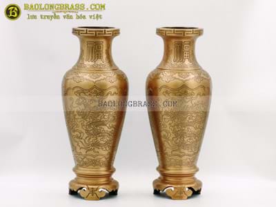 Lọ Hoa Chạm Rồng Bằng Đồng Đỏ Màu Mộc Cao 48cm tại Sài Gòn TPHCM