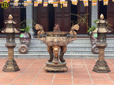 Lư Hương Rồng Chầu 1m5 đặt ở Chùa