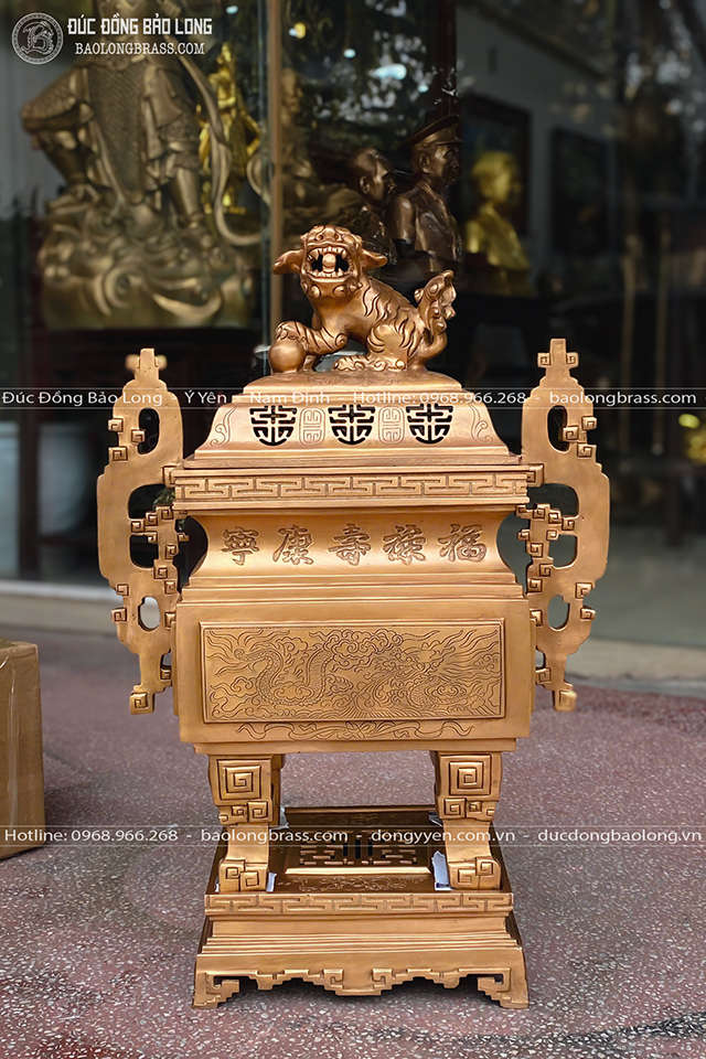 Lư Thờ Vuông Tai Chiện Chạm Rồng Phượng Bằng Đồng Đỏ Màu Trầm Cổ Cao 60Cm ở Sài Gòn