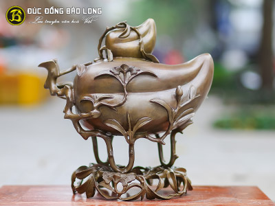 Lư Xông Trầm Trái Đào Bằng Đồng Thau Màu Giả Cổ Cao 38cm tại Sài Gòn TPHCM
