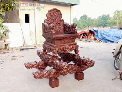 Ngai Kiệu Thờ Đúc Bằng Đồng Đỏ Cao 97cm Tại Sài Gòn TPHCM