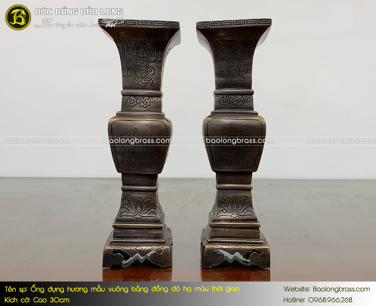 Ống Nhang Mẫu Vuông Bằng Đồng Đỏ Hạ Màu Thời Gian Cao 30cm