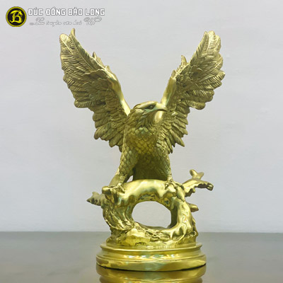 Tượng Đồng Đại Bàng Phong Thủy Bằng Đồng Vàng cao 4 tấc ( 42 cm ) ở Sài Gòn TPHCM