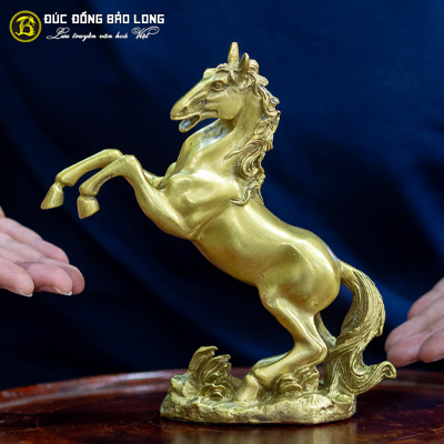 Tượng Đồng Ngọ ( Ngựa ) Hí cao 2 tấc ( 18 cm ) ở Sài Gòn TPHCM