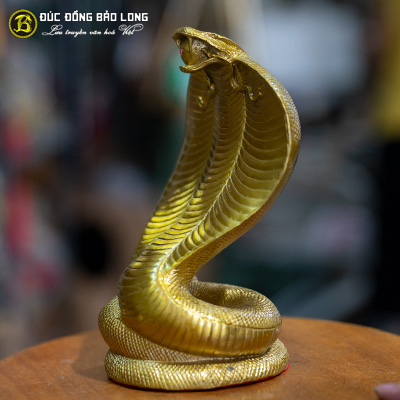 Tượng Đồng Tỵ ( Rắn ) Hổ Mang ở Sài Gòn TPHCM