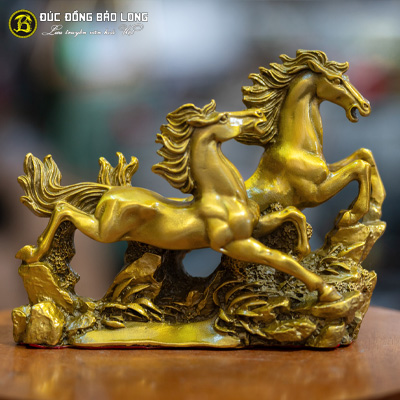 Tượng Đồng Ngọ ( Ngựa ) Song Mã cao 1 tấc ( 13 cm ) ở Sài Gòn TPHCM