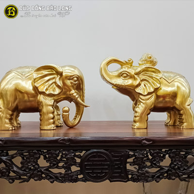 Tượng Đồng Voi Như Ý Phong Thủy Bằng Đồng Catut cao 2 tấc ( 24 cm ) ở Sài Gòn TPHCM