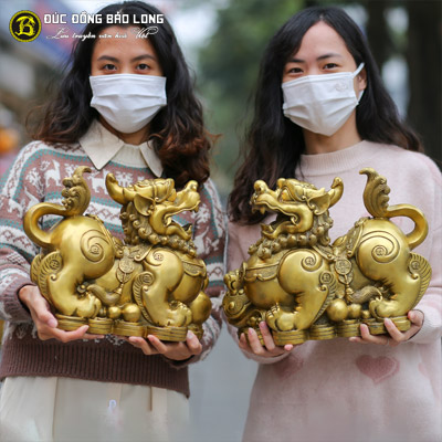 Tượng Đồng Tỳ Hưu Phong Thủy Như Ý Bằng Đồng Vàng dài 3 tấc ( 34 cm ) ở Sài Gòn TPHCM