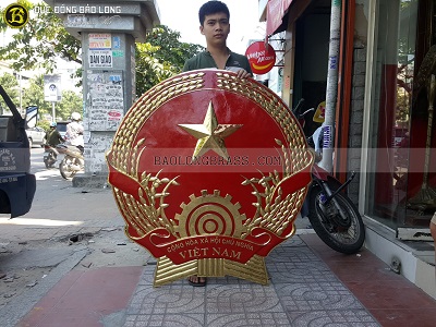 Quốc Huy Bằng Đồng Cao 1m2 tại Sài Gòn TPHCM