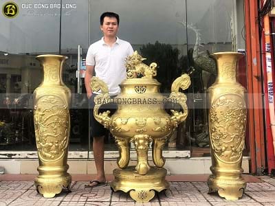 Đôi Lọ Lộc Bình Tứ Qúy trên 1m (1m27) và Đỉnh Bằng Đồng Catut tại Sài Gòn TPHCM