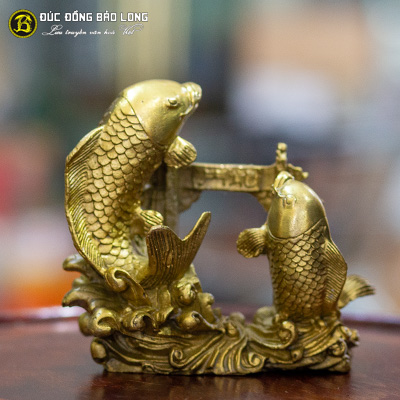 Tượng Đồng Cá Chép Vượt Vũ Môn cao 1 tấc ( 12 cm ) ở Sài Gòn TPHCM