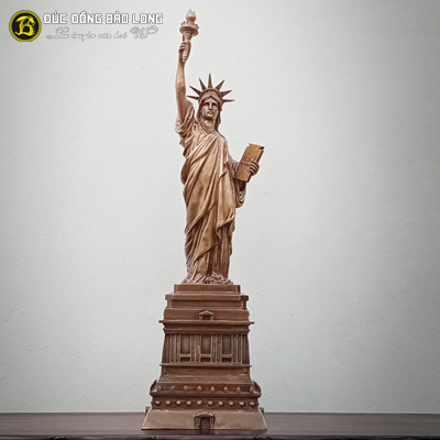 Tượng Đồng Nữ Thần Tự Do cao 9 tấc ( 89 cm ) ở Sài Gòn TPHCM