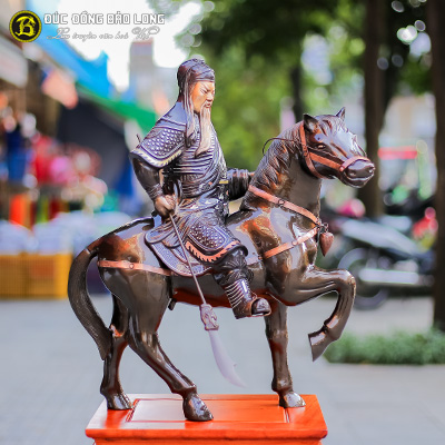 Tượng Đồng Quan Công Cưỡi Ngựa Khảm Tam Khí cao 5 tấc ( 48 cm ) ở Sài Gòn TPHCM