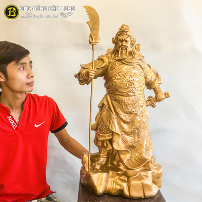 Tượng Đồng Quan Công Đứng Chống Đao cao 8 tấc ( 81 cm ) ở Sài Gòn TPHCM