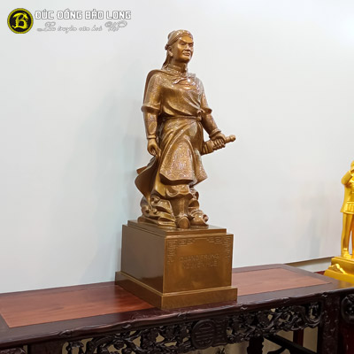 Tượng Đồng Vua Quang Trung Nguyễn Huệ cao 8 tấc ( 81 cm ) ở Sài Gòn TPHCM