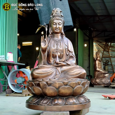  Tượng Đồng Phật Bà Quan Âm Ngồi Đài Sen Màu Trầm Cổ cao 9 tấc ( 89 cm ) ở Sài Gòn TPHCM