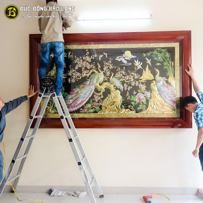 Tranh Công Mai Bằng Đồng 2m62x1m55 Khung Chò Chỉ tại Sài Gòn TPHCM