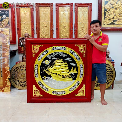 Tranh Đồng Mâm Thuyền Buồm Dát Vàng, Bạc khung Hương Đỏ 1m33 tại Sài Gòn TPHCM