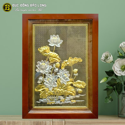 Tranh Hoa Sen Bằng Đồng Dát Vàng, Bạc 38cmx54cm Khổ Đứng tại Sài Gòn TPHCM