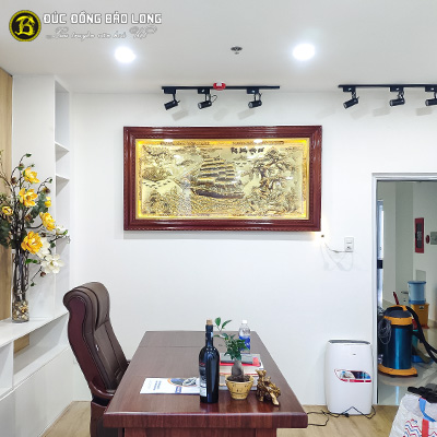Tranh Thuận Buồm Xuôi Gió Bằng Đồng Hàng Dập Nền Xước 1m7x90cm tại Sài Gòn TPHCM