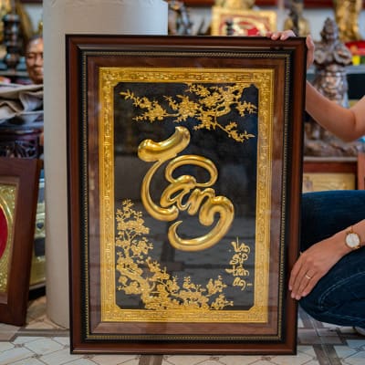 Tranh Chữ Tâm Bằng Đồng Mạ Vàng Khổ 48x68cm tại Sài Gòn TPHCM