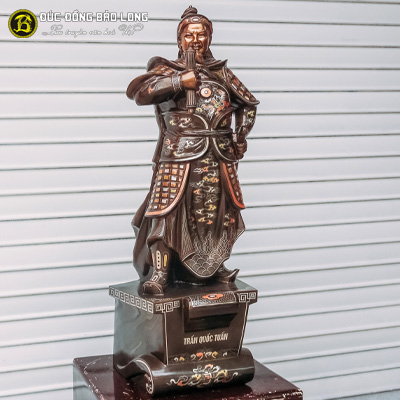 Tượng Đồng Trần Hưng Đạo bệ thuyền khảm tam khí 8 tấc (81 cm) ở TPHCM