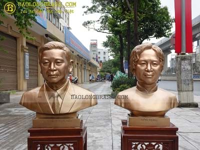 Tượng Chân Dung Bố Mẹ anh Thuận tại Tuyên Quang