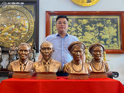 Đúc Tượng Chân Dung Truyền Thần Cho 4 Cụ Ông, Cụ Bà Bằng Đồng Đỏ Cao 42Cm